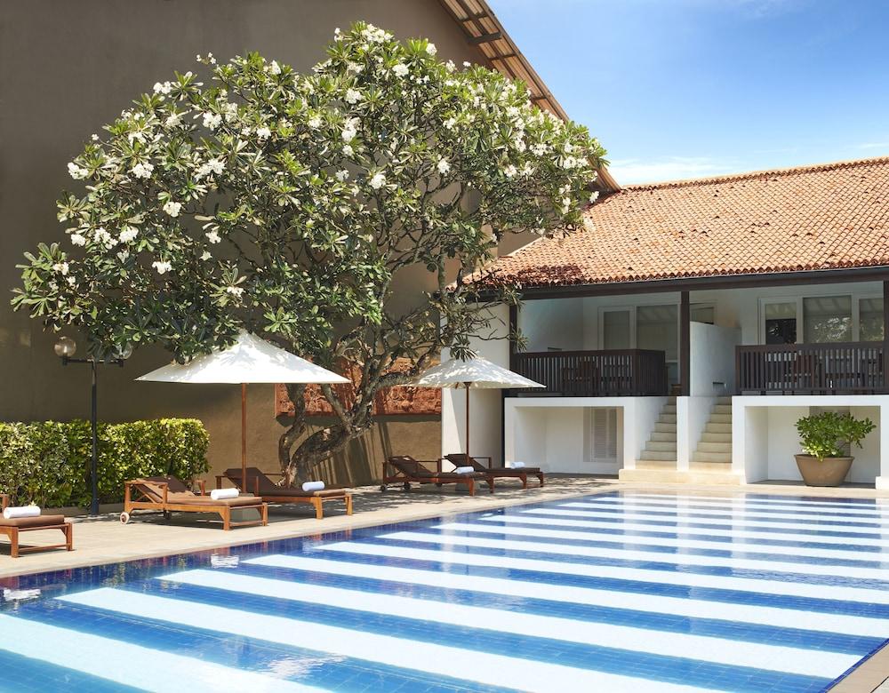 Jetwing Blue Hotel Negombo Exterior photo