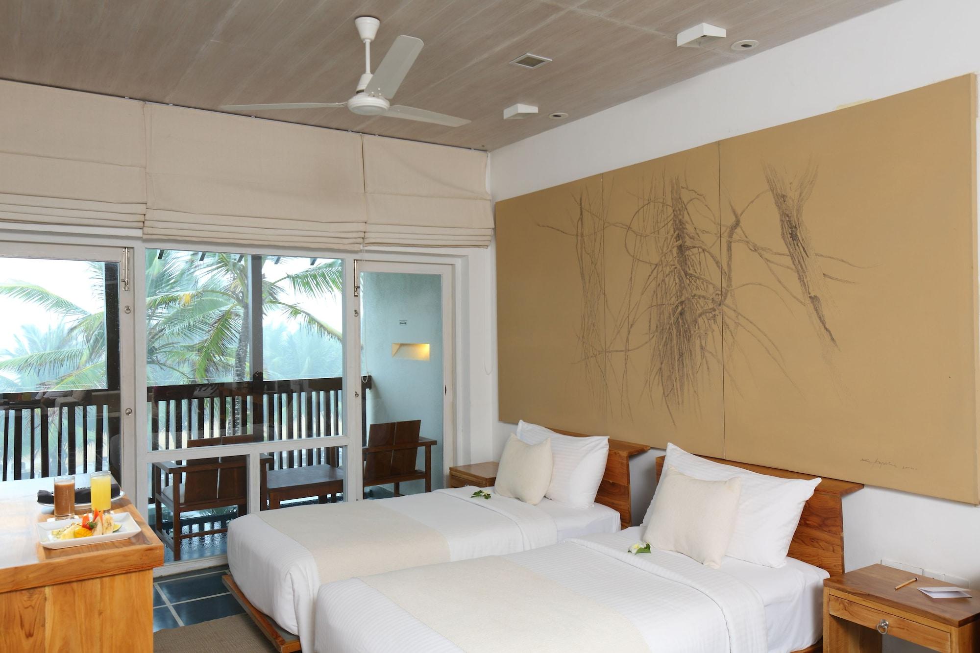 Jetwing Blue Hotel Negombo Exterior photo